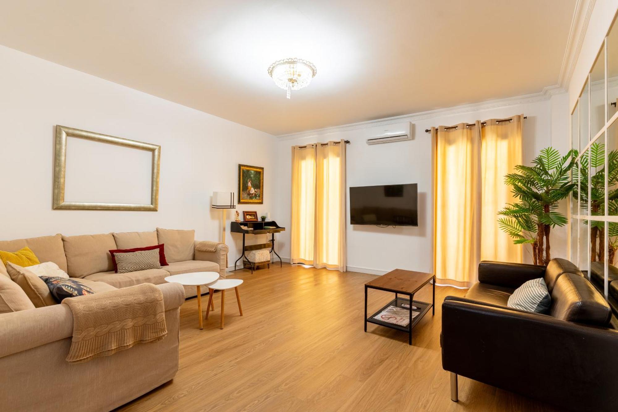 House Sevillana Parking Εξωτερικό φωτογραφία